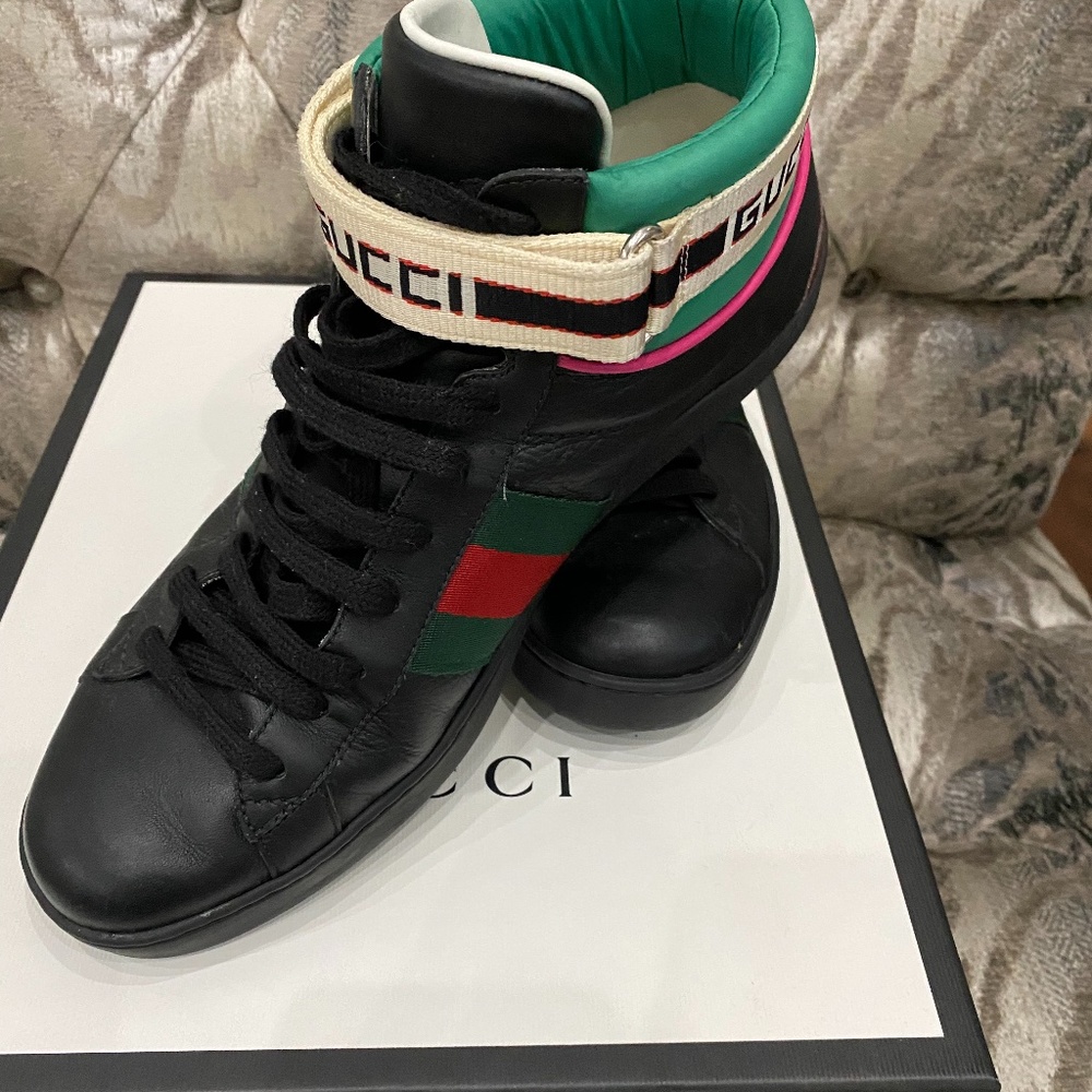 Men’s Gucci high top sneakers